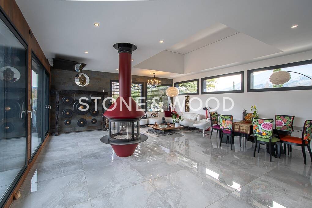 Maison à vendre, 400m², SEVRIER