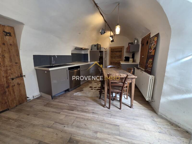 Maison à vendre, 133m², VOLONNE