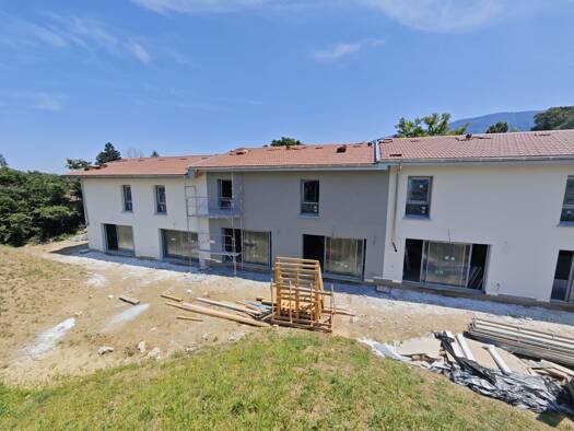 Appartement à vendre - neuf 425 000 € 3 pièces 2 chambres 66,5 m² RDC Neydens 74160