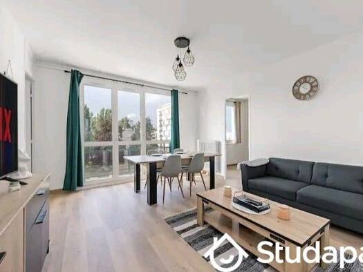 Colocation à louer 328 € 1 pièce 1 chambre 10 m² 4ème étage Le Plateau Bihorel 76420