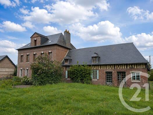 Maison à vendre 235 000 € 6 pièces 3 chambres 130 m² 1 400 m² de terrain Saint-Laurent-en-Caux 76560