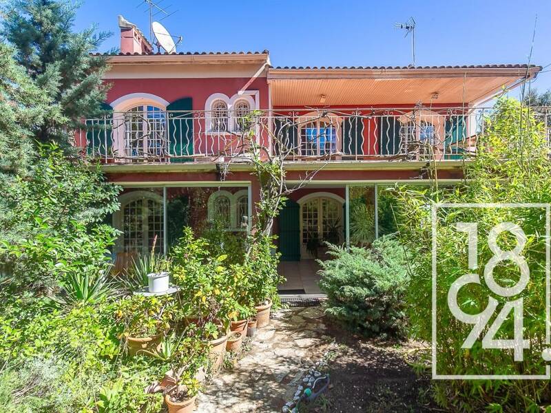 Maison à vendre, 192m², ROQUEFORT LA BEDOULE