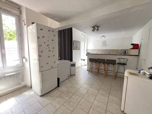 Appartement à louer 925 € 4 pièces 3 chambres 73 m² 1er étage Sollies Pont 83210