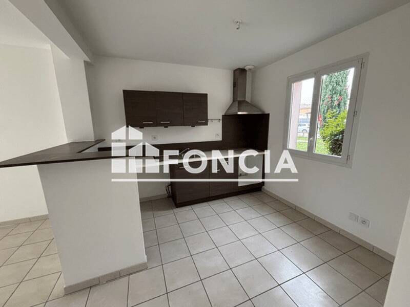 Maison à louer, 100m², PIERRELATTE