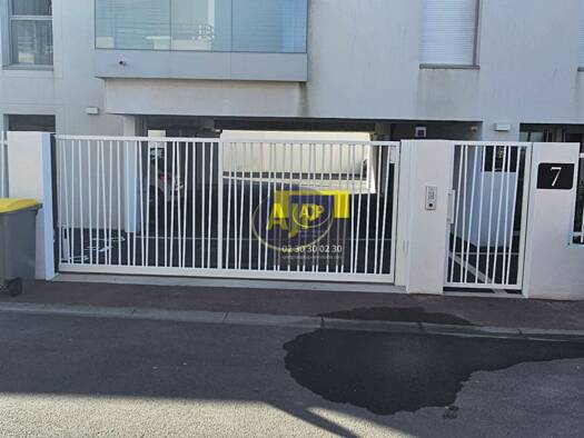 Parking à vendre 18 000 € Croix de Vie Saint-Gilles-Croix-de-Vie 85800