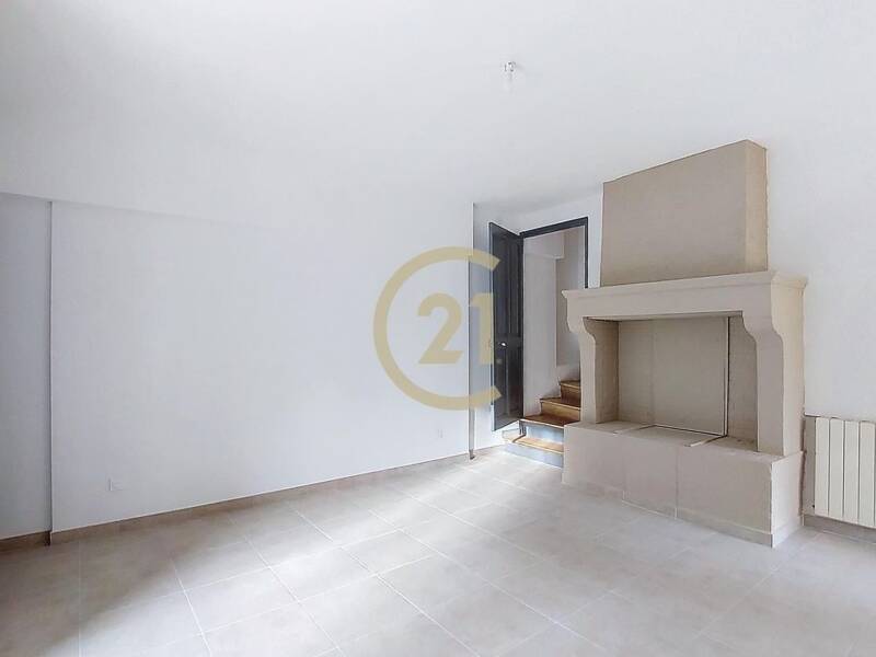 Maison à louer, 89m², THEZIERS