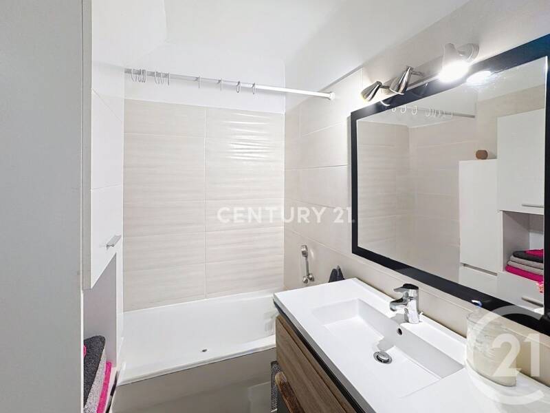 Maison à louer, 68m², GEMENOS