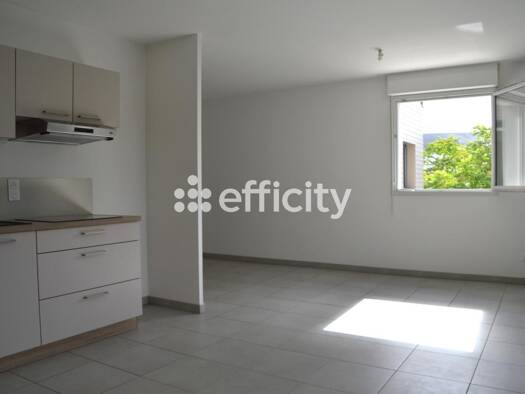 Appartement à vendre 286 000 € 4 pièces 3 chambres 78,32 m² 2ème étage Haute-Goulaine 44115