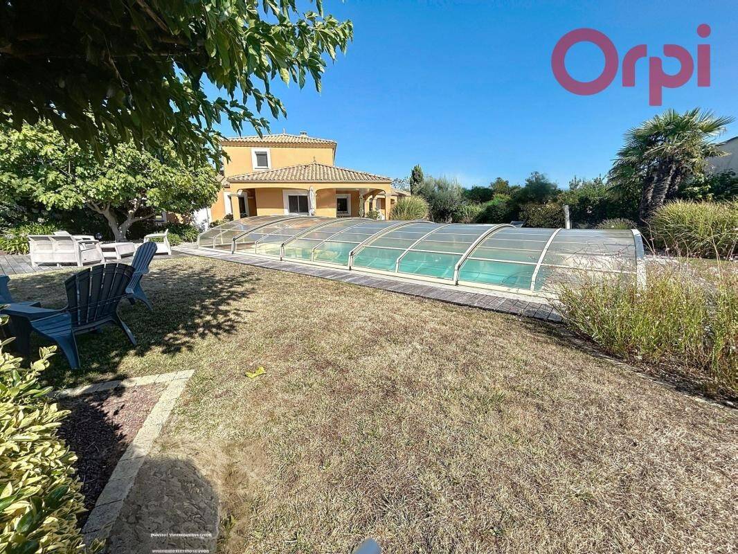 Maison à vendre, 181m², TALMONT SAINT HILAIRE