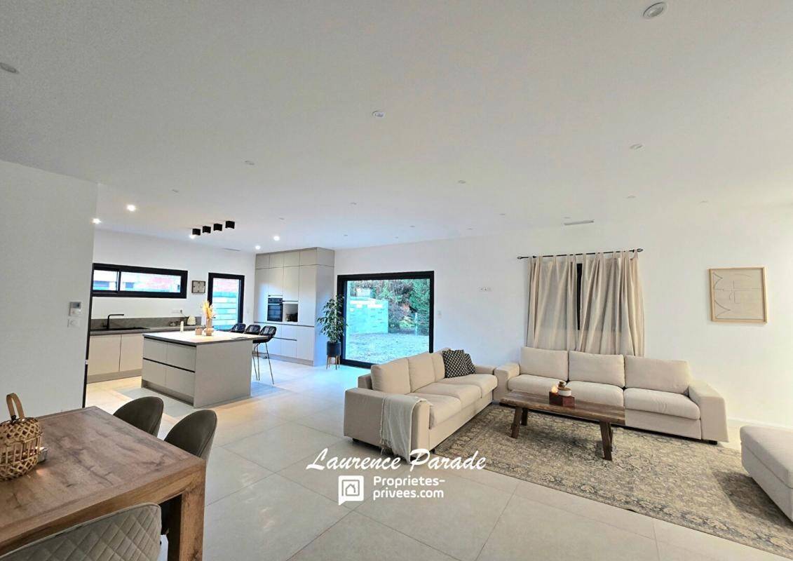 Maison à vendre, 145m², SAINT SEURIN SUR L'ISLE