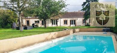 Maison à vendre 178 500 € 5 pièces 3 chambres 128 m² 2 649 m² de terrain Vendome 41100