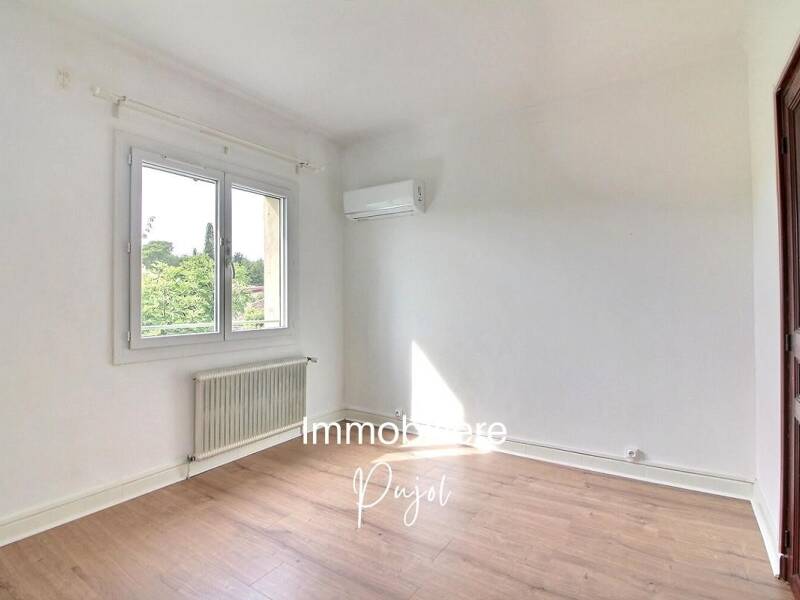 Maison à louer, 133m², MARSEILLE 11E