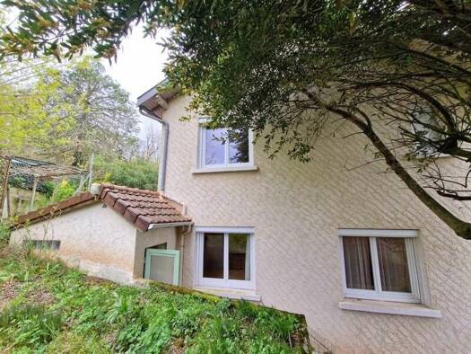 Maison à vendre 199 716 € 7 pièces 5 chambres 165 m² 1 200 m² de terrain Bouquet Brive-la-Gaillarde 19100