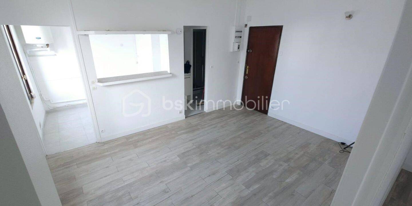 Maison à vendre, 37m², CORBEIL ESSONNES