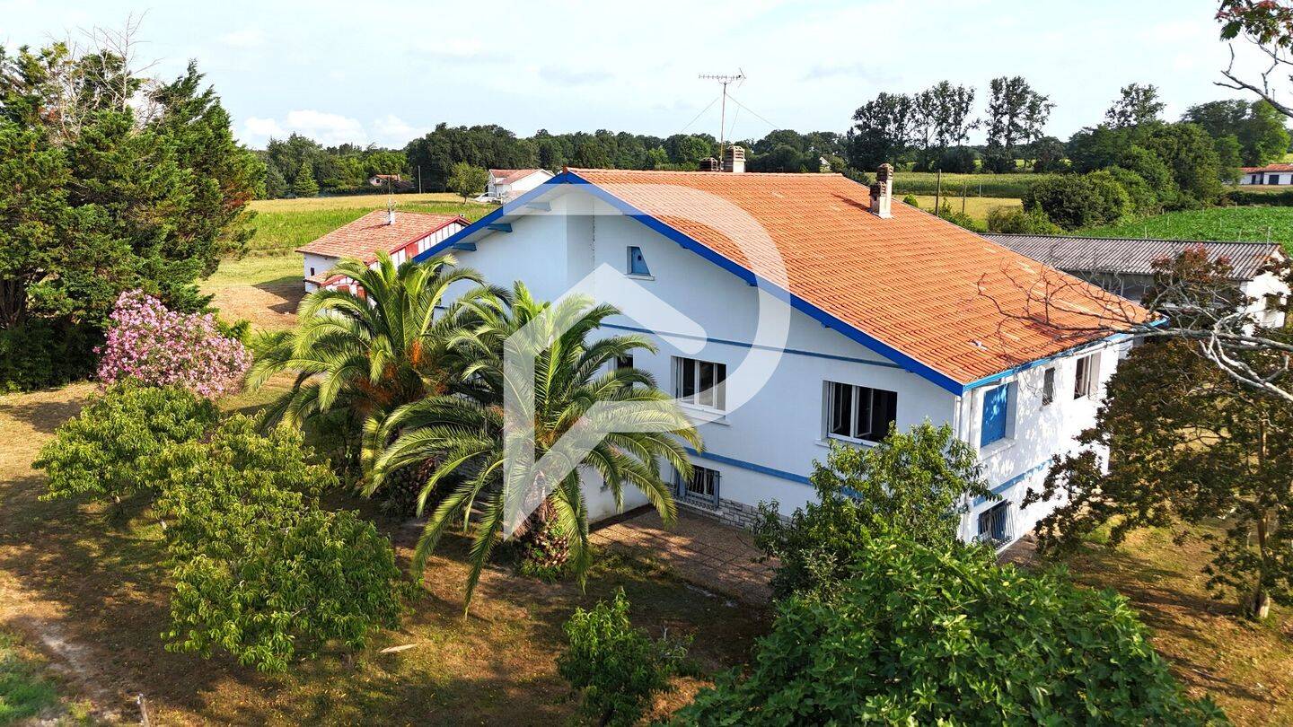 Maison à vendre, 208m², PEYREHORADE