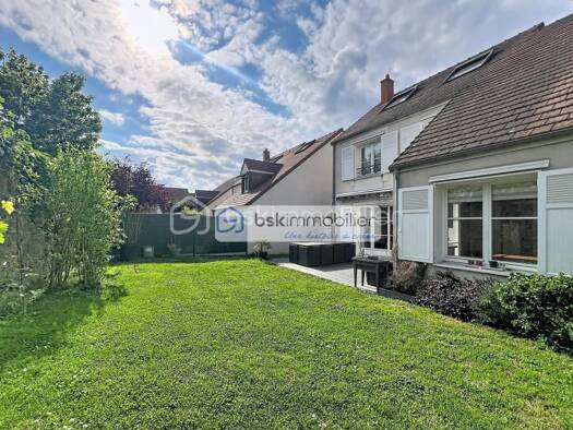 Maison à vendre 379 000 € 9 pièces 6 chambres 165 m² 226 m² de terrain Centre Ville Mennecy 91540