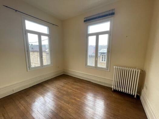 Appartement à vendre 148 000 € 9 pièces 6 chambres 250 m² 3 étages La Liberation Bar-le-Duc 55000