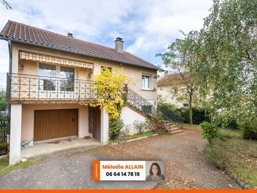 Maison à vendre 260 000 € 6 pièces 3 chambres 130 m² 1 171 m² de terrain Vendat 03110