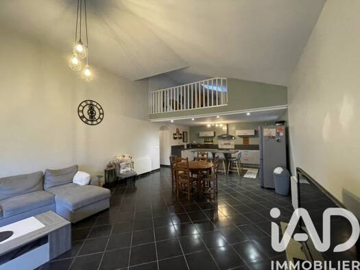 Maison à vendre 189 000 € 6 pièces 5 chambres 173,3 m² 610 m² de terrain Clam 17500