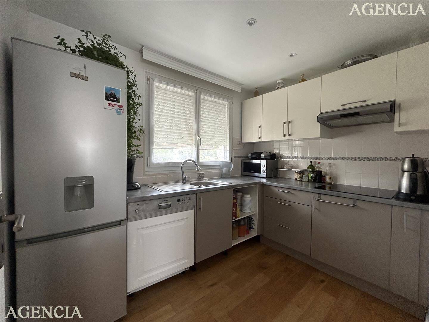 Maison à vendre, 150m², ROISSY EN BRIE