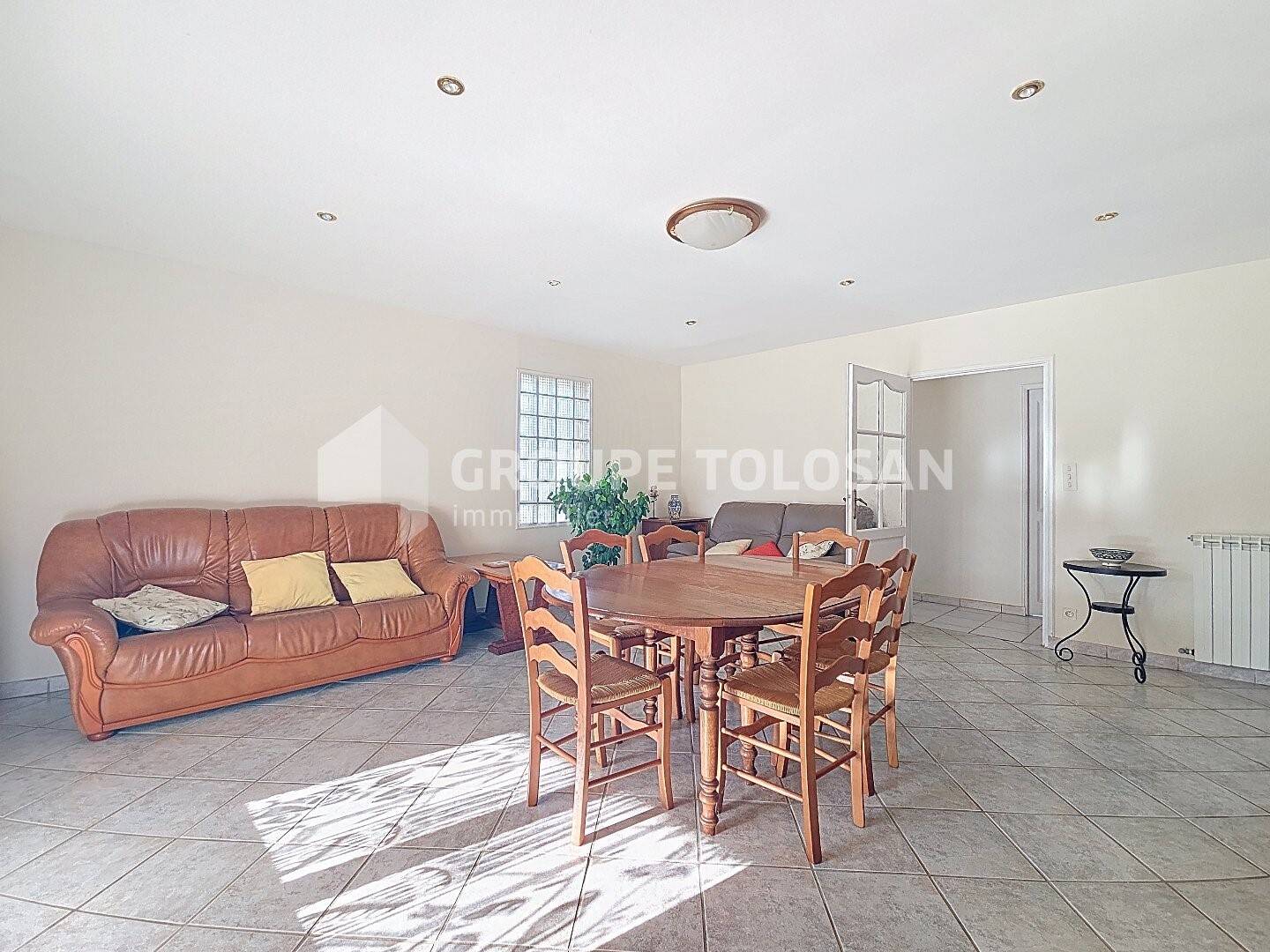 Maison à vendre, 161m², RIEUMES