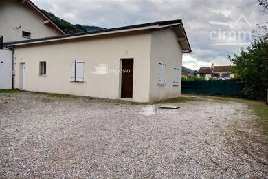 Local commercial à louer 995 € 78 m² de surface de vente Froges 38190