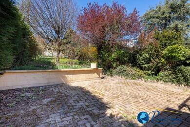 Maison à vendre 230 000 € 6 pièces 3 chambres 115 m² 434 m² de terrain St Priest en Jarez 42270