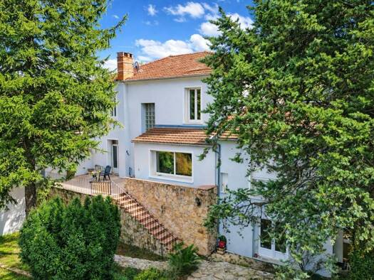 Maison de ville à vendre 425 000 € 5 pièces 4 chambres 174 m² 1 560 m² de terrain Est Livron-sur-Drôme 26250