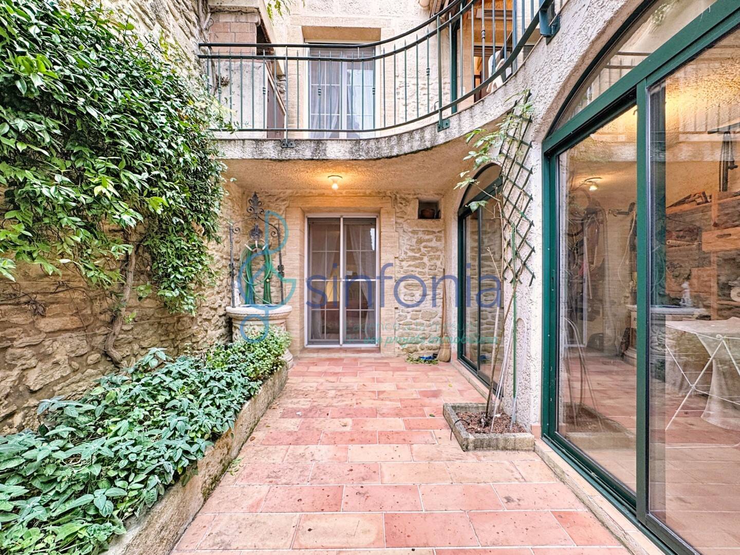 Maison à vendre, 77m², GALLARGUES LE MONTUEUX