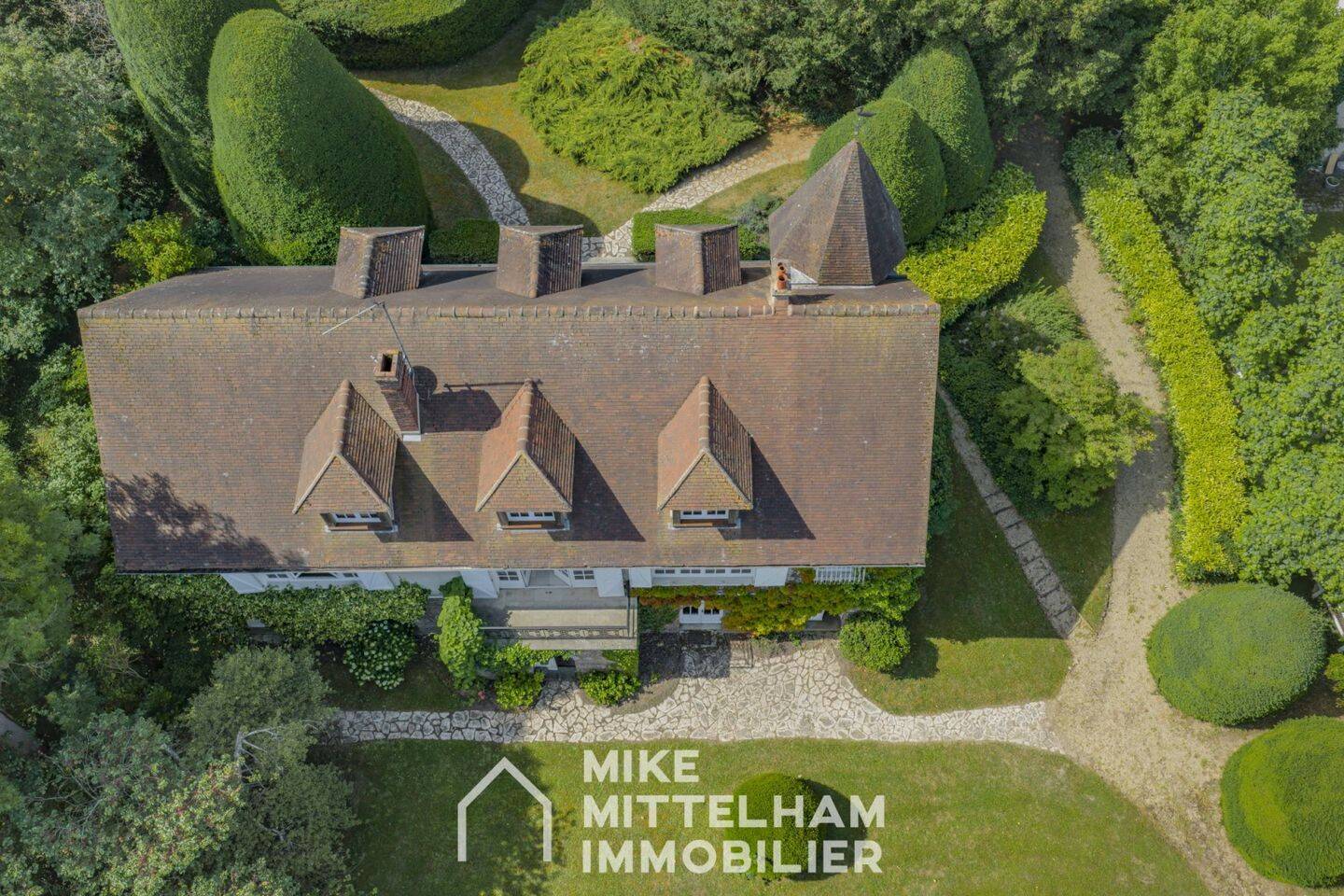 Maison à vendre, 406m², HOUDAN