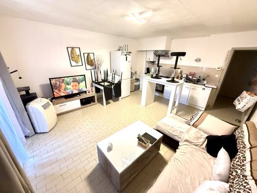 Appartement à vendre 80 000 € 2 pièces 1 chambre 50,5 m² Étage 1/1 Bas Vernet Ouest Perpignan 66000