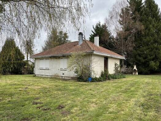 Maison de plain-pied à vendre 116 700 € 5 pièces 3 chambres 68 m² 5 302 m² de terrain Sud-RN Lannemezan 65300