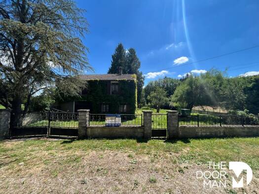 Maison à vendre 76 000 € 6 pièces 4 chambres 126 m² 2 337 m² de terrain Vicq 52400