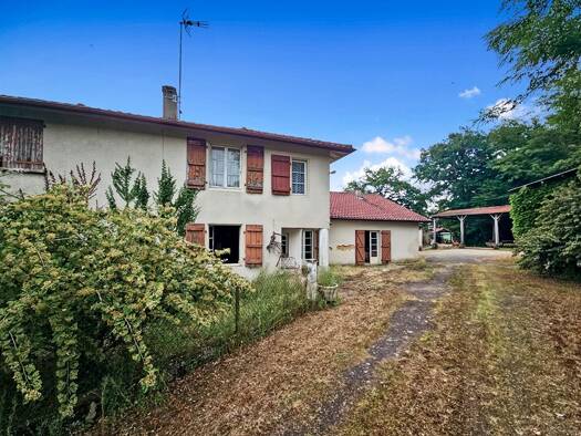 Maison à vendre 110 000 € 5 pièces 3 chambres 121 m² 1 800 m² de terrain Montsoue 40500