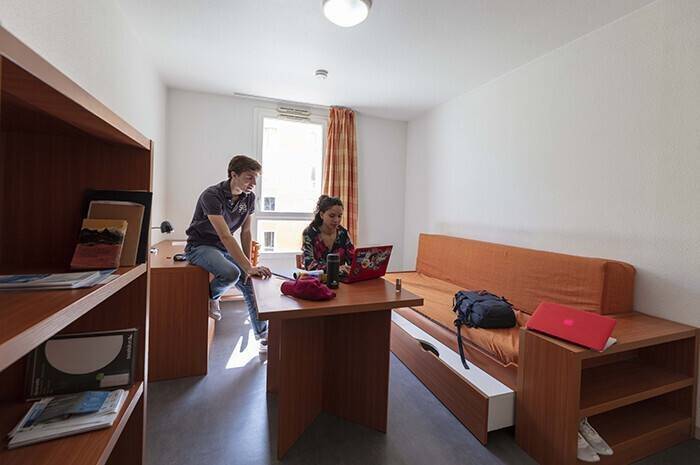 Maison à louer, 18m², IVRY SUR SEINE