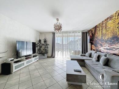 Appartement à vendre 160 000 € 4 pièces 2 chambres 81 m² Étage 4/6 Rixheim 68170