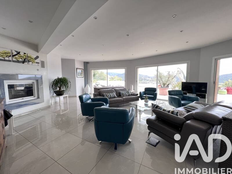 Maison à vendre, 320m², LA LONDE LES MAURES