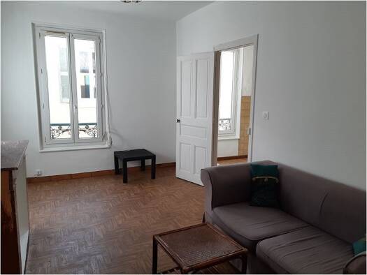 Appartement à louer 520 € 2 pièces 1 chambre 56,6 m² 2ème étage Centre Ville-Louis Blanc Alès 30100