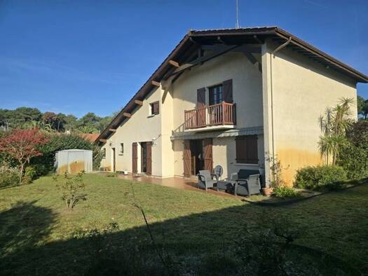 Maison à vendre 670 000 € 9 pièces 6 chambres 155 m² 647 m² de terrain Ondres 40440