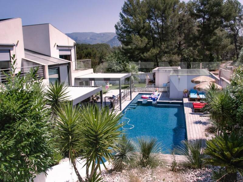 Maison à vendre, 260m², MARSEILLE 11E