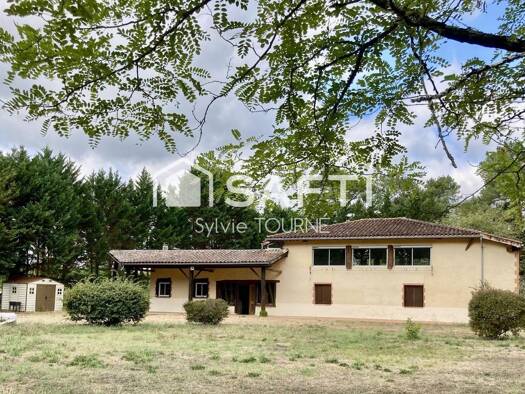 Maison de plain-pied à vendre 360 000 € 6 pièces 3 chambres 266 m² 9 173 m² de terrain Herré 40310