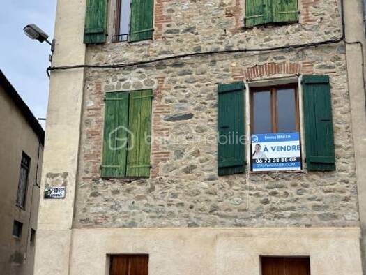 Immeuble à vendre 160 000 € 150 m² Vinça 66320