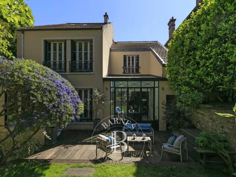 Maison à vendre, 237m², SURESNES
