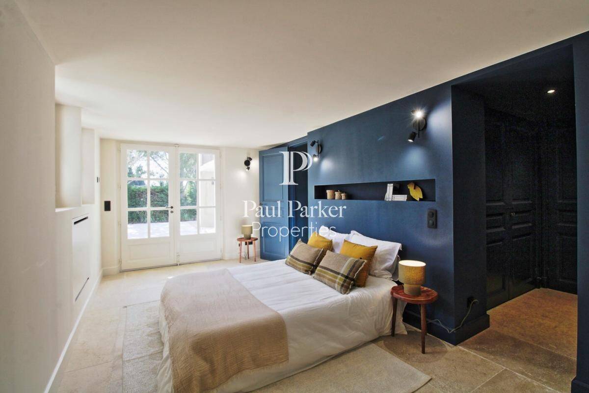 Maison à vendre, 300m², FONTVIEILLE