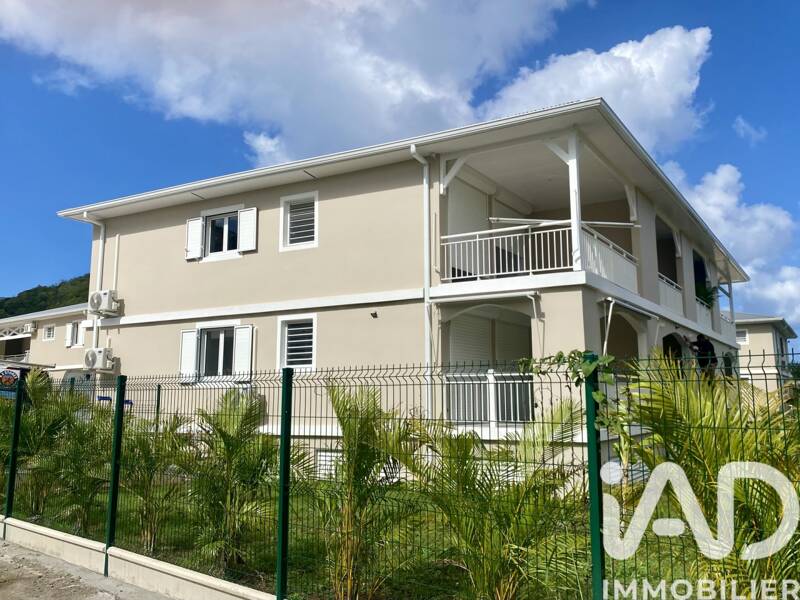 Maison à louer, 52m², LES TROIS ILETS