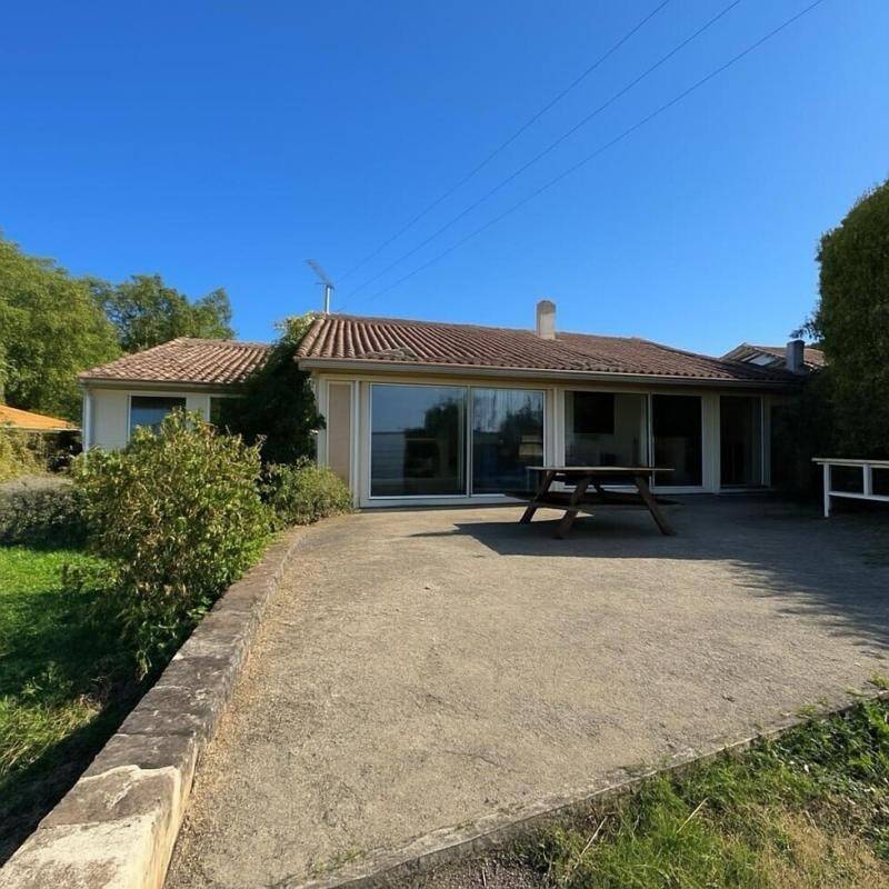 Maison à vendre, 94m², MONTJOIRE