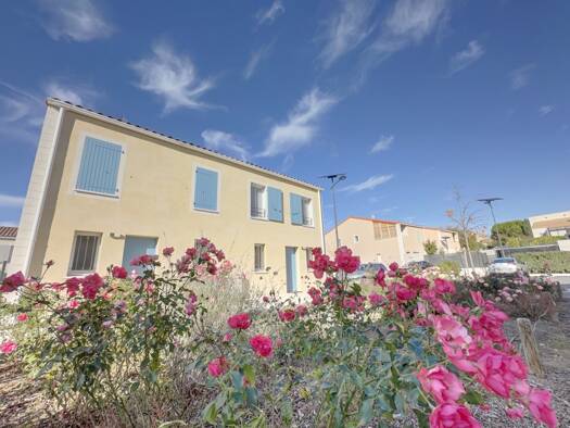 Villa à vendre 415 116 € 4 pièces 3 chambres 89 m² 148 m² de terrain Peyriere Pertuis 84120