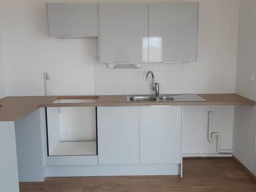 Appartement à louer 823 € 3 pièces 2 chambres 62 m² 3ème étage Base de Loisirs des Prés du Hem Armentières 59280