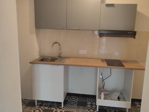 Appartement à louer 580 € 2 pièces 1 chambre 41 m² RDC Clermont l Herault 34800
