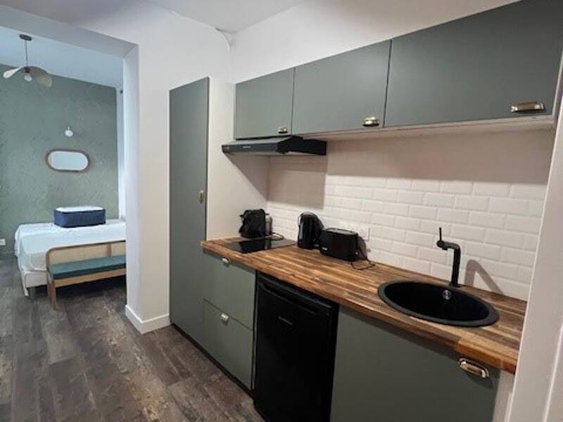 Maison à louer, 18m², PARIS 17E